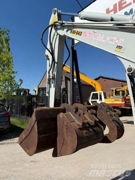 Takeuchi TB125 Mini bageri < 7t