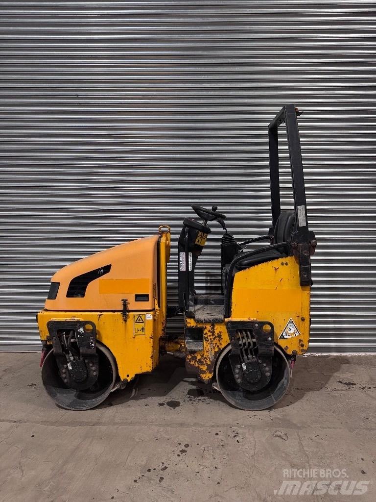 JCB VMT 160-80 Valjci sa duplim bubnjem
