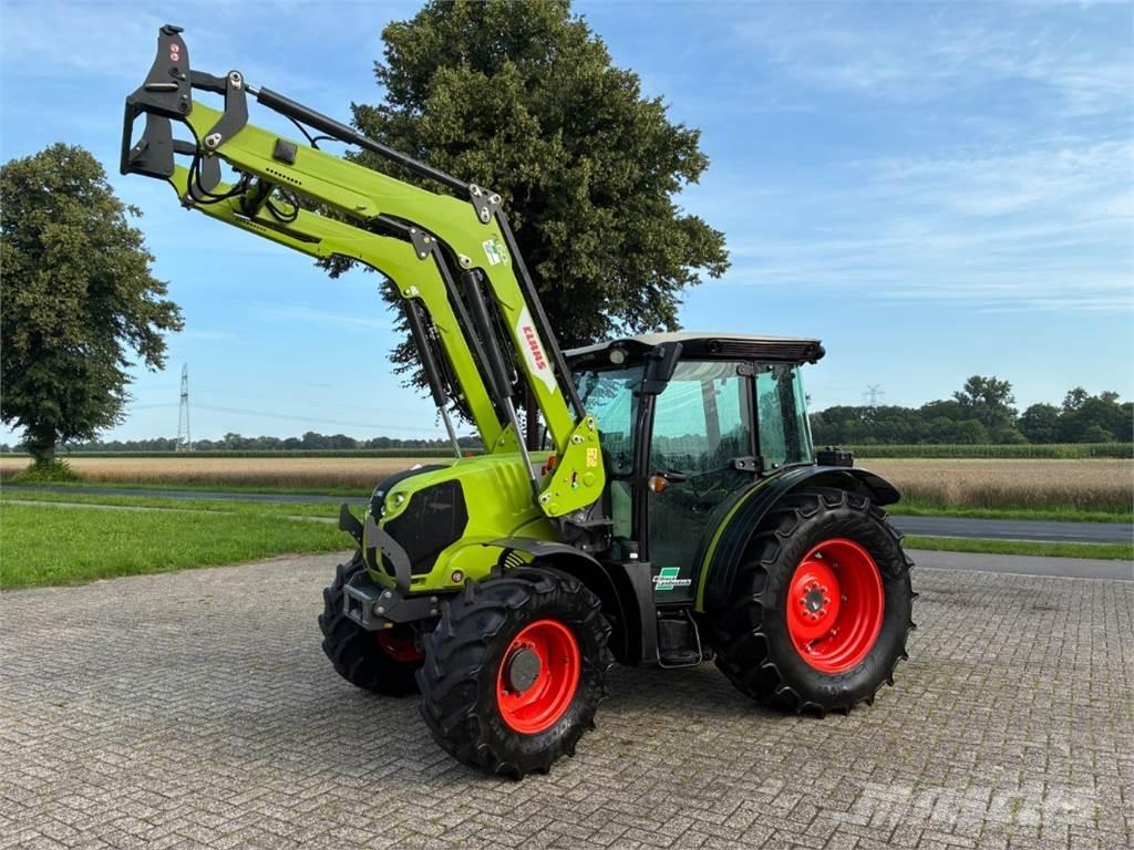 CLAAS Elios 220 Traktori