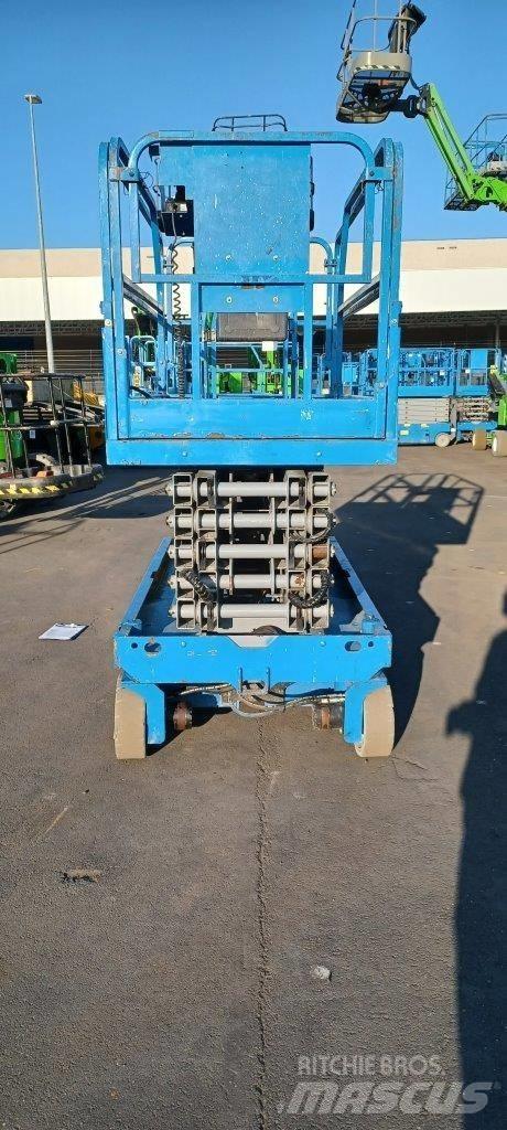 GENIE GS4047 Makazaste platforme