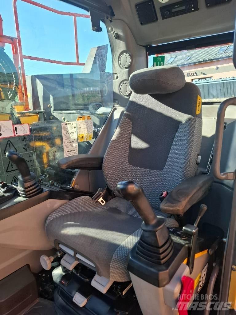 Volvo 145EL Midi bageri 7t – 12t