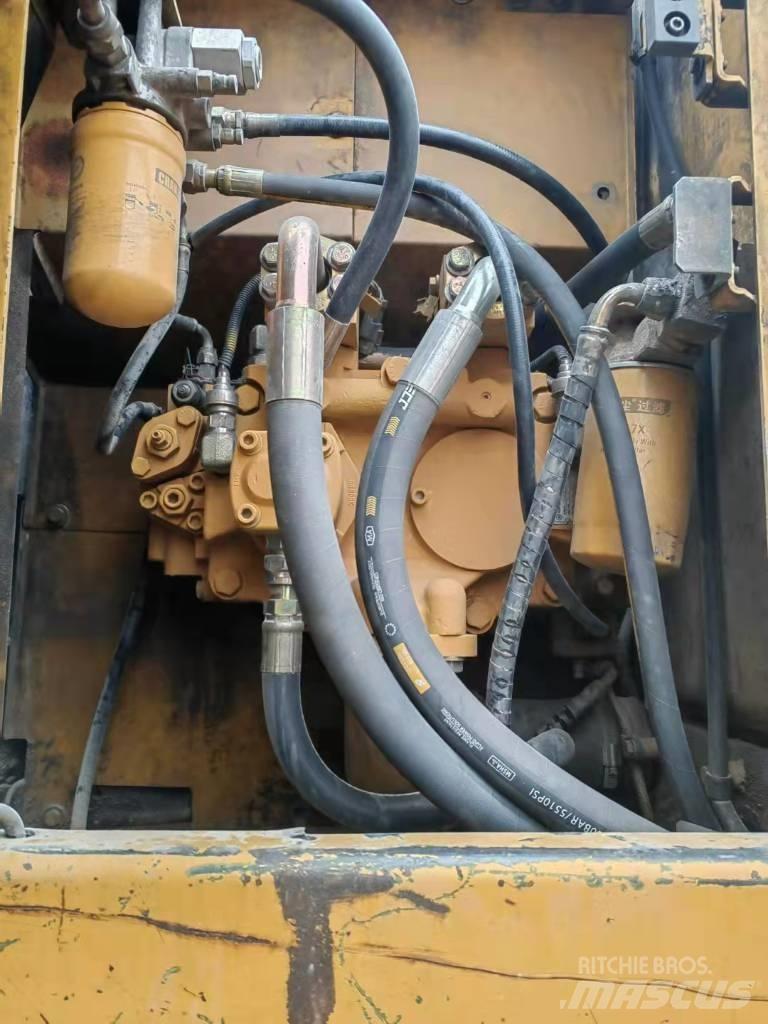 CAT 320 C U Bageri guseničari