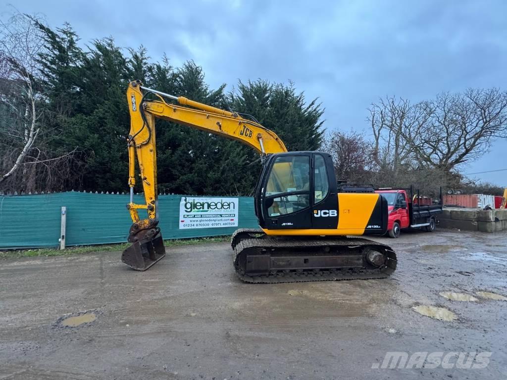 JCB JS 130 Bageri guseničari