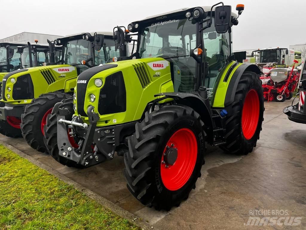 CLAAS Arion 430 Traktori