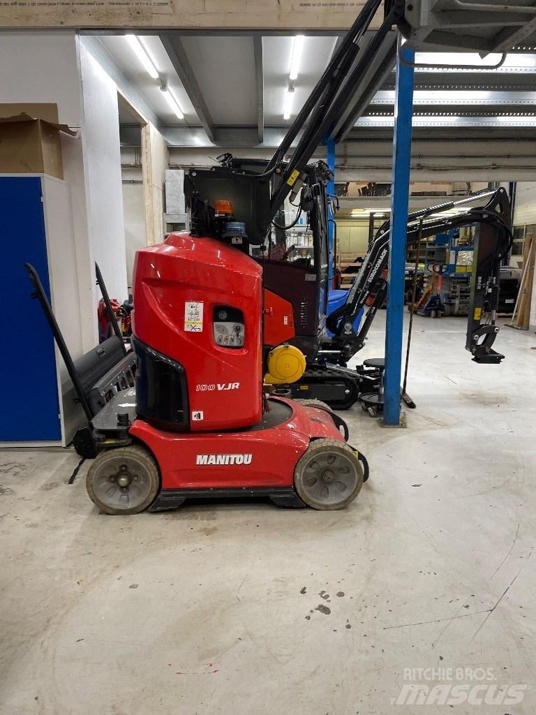 Manitou 100 VJR Jarbolne penjajuće platforme