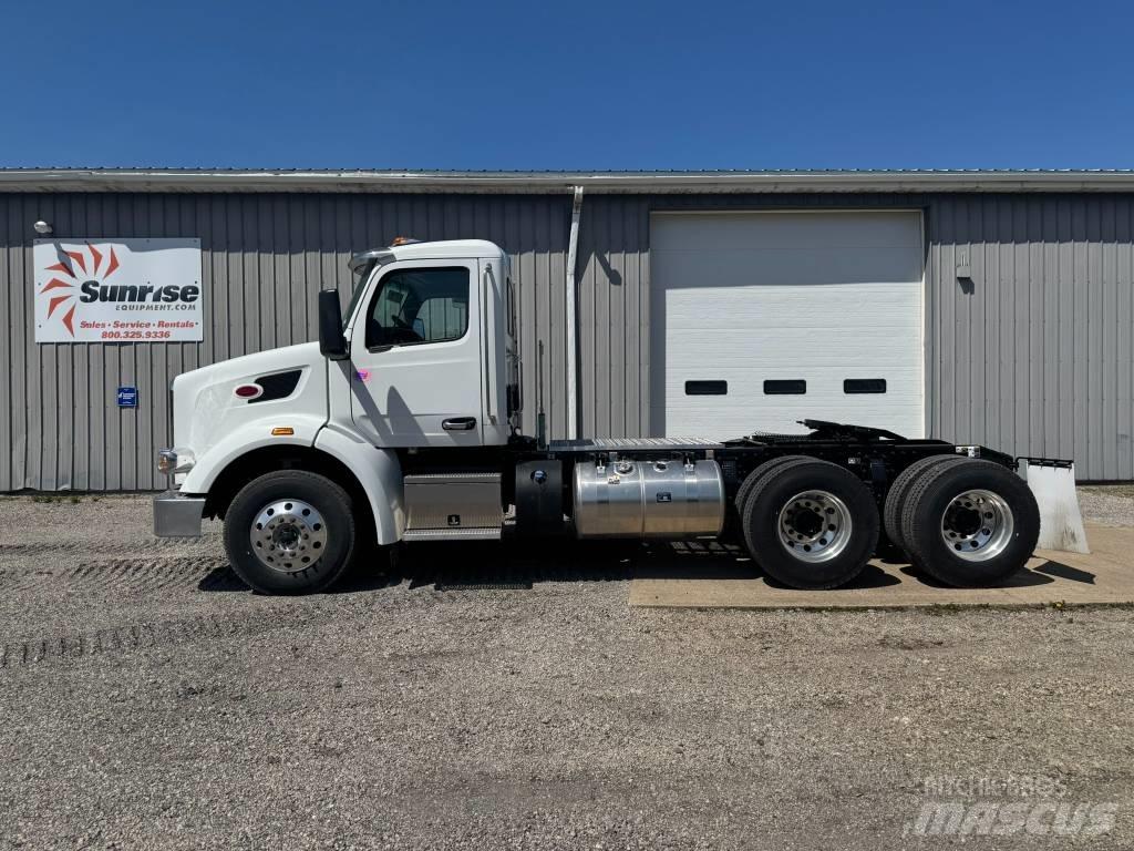 Peterbilt 567 Tegljači
