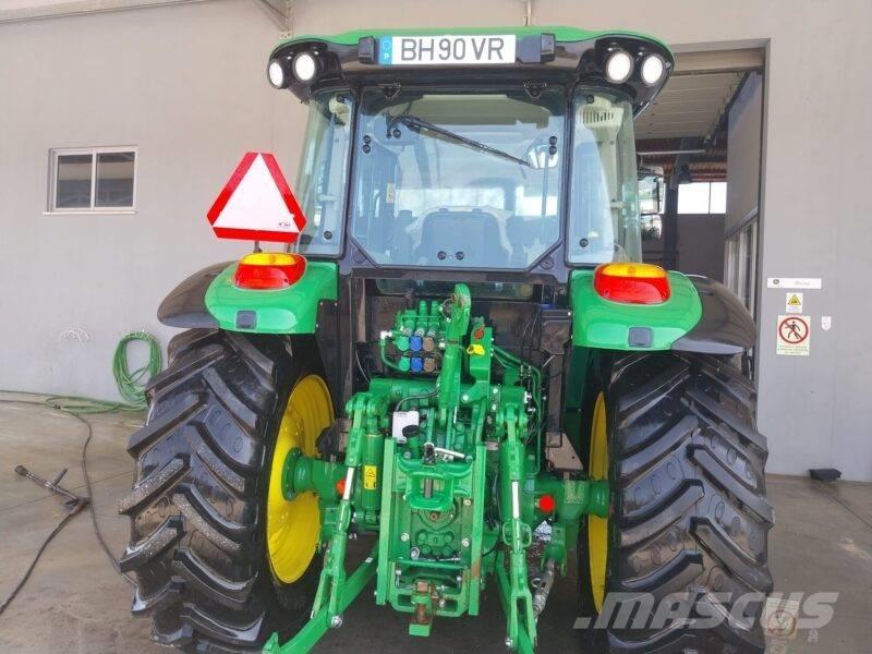 John Deere 5090 M Traktori