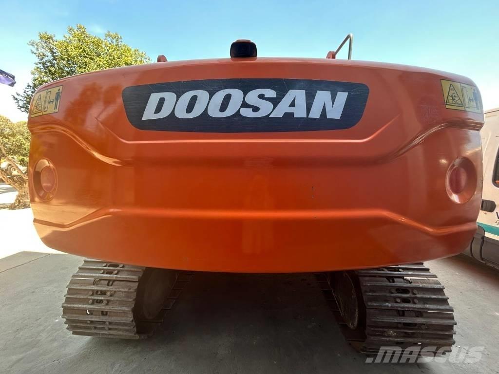 Doosan DX 225 Bageri guseničari