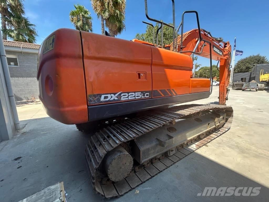 Doosan DX 225 Bageri guseničari