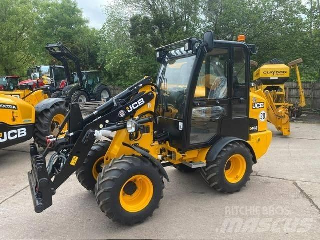 JCB 403 PLUS Poljoprivredni teleskopski utovarivači