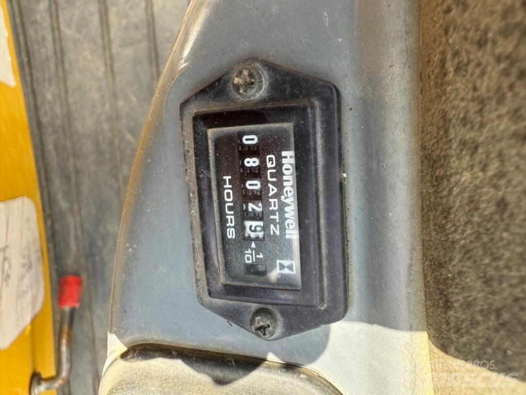 Yanmar SV08 (1C175) Mini bageri < 7t