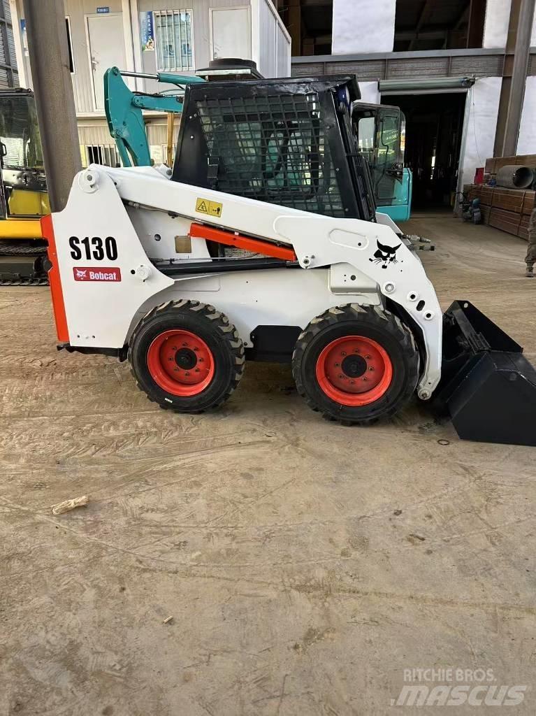 Bobcat S 130 Skid steer mini utovarivači