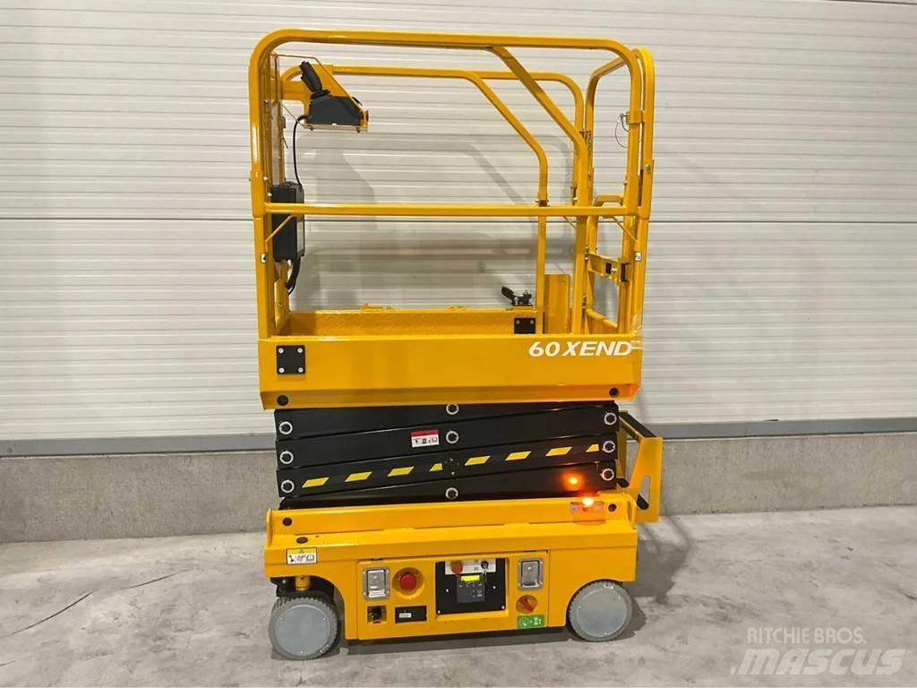 John Deere 60XEND Makazaste platforme