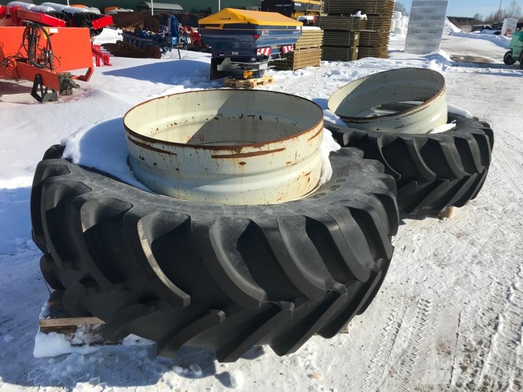 Firestone 620/70R42 Gume, točkovi i felne