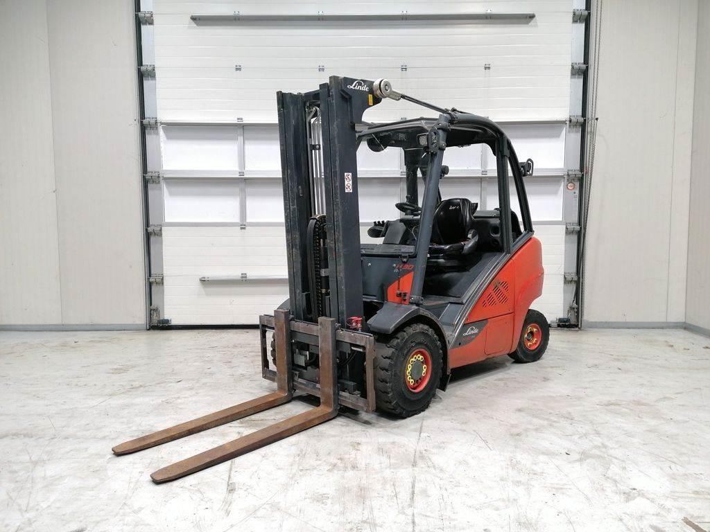 Linde H30T-02 Plinski viljuškari