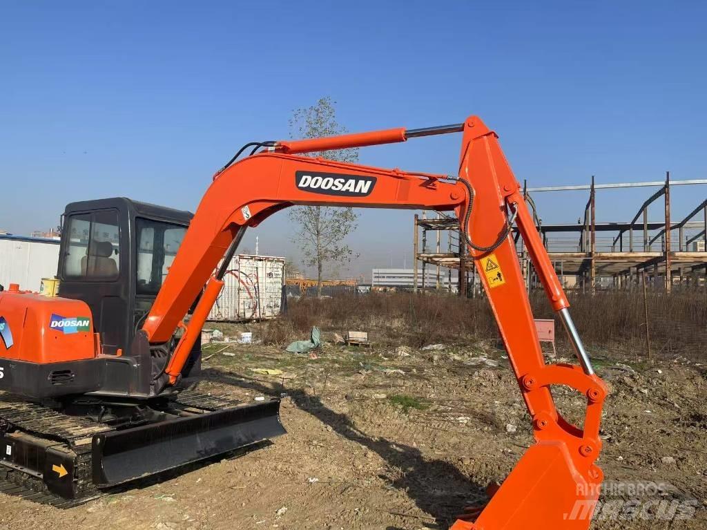 Doosan DH 55 Mini bageri < 7t