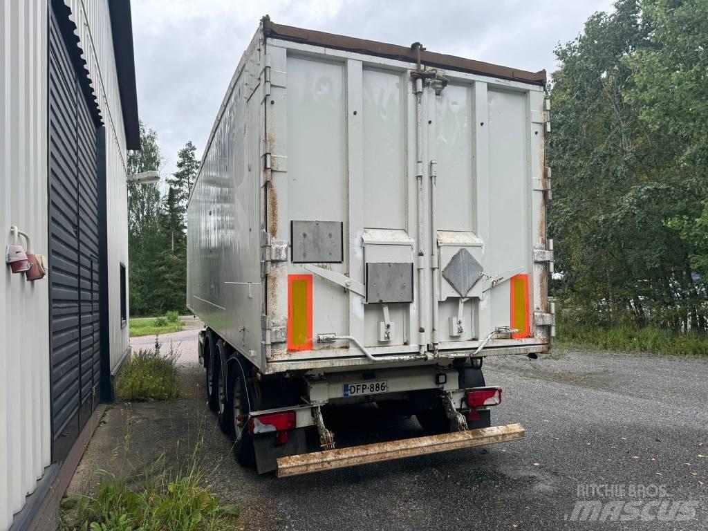 Benalu Perävaunu Kiper poluprikolice