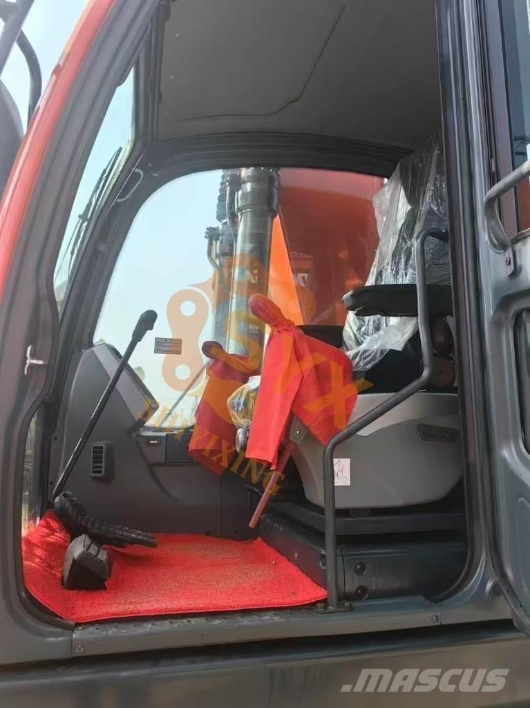 Doosan DX225 Bageri guseničari
