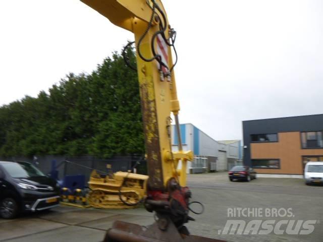 New Holland MH Plus Bageri točkaši