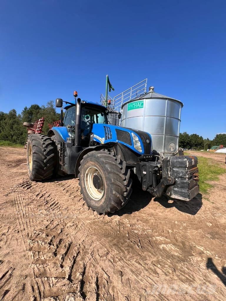 New Holland T8.360 Traktori