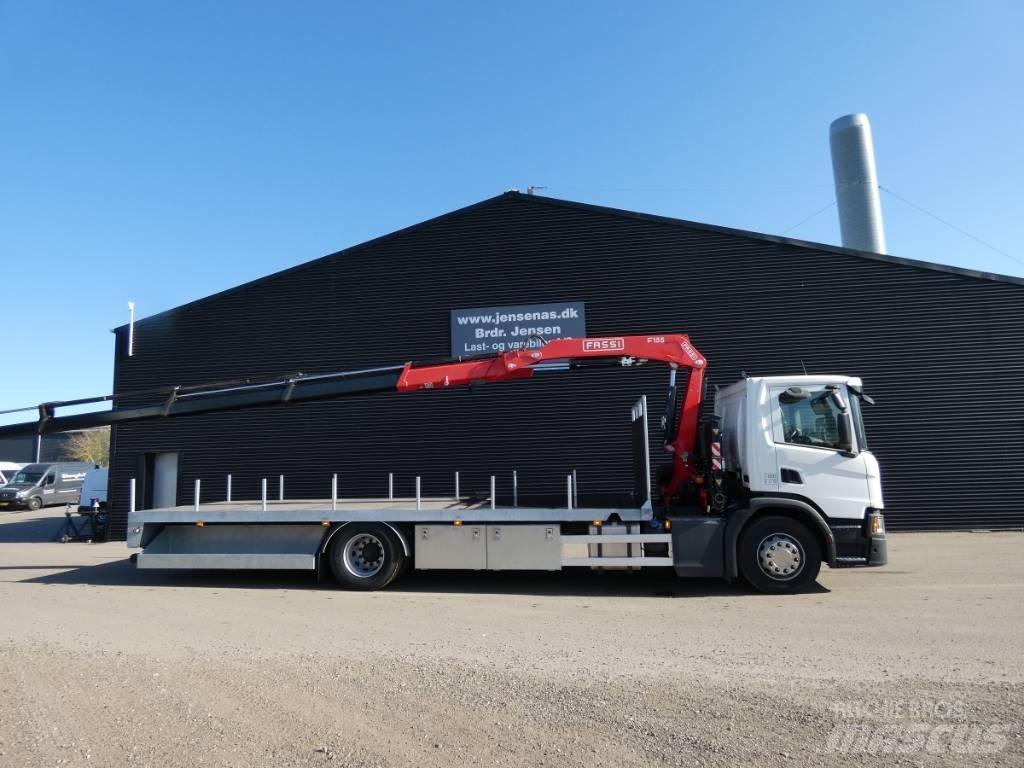 Scania P 220 Kamioni sa kranom