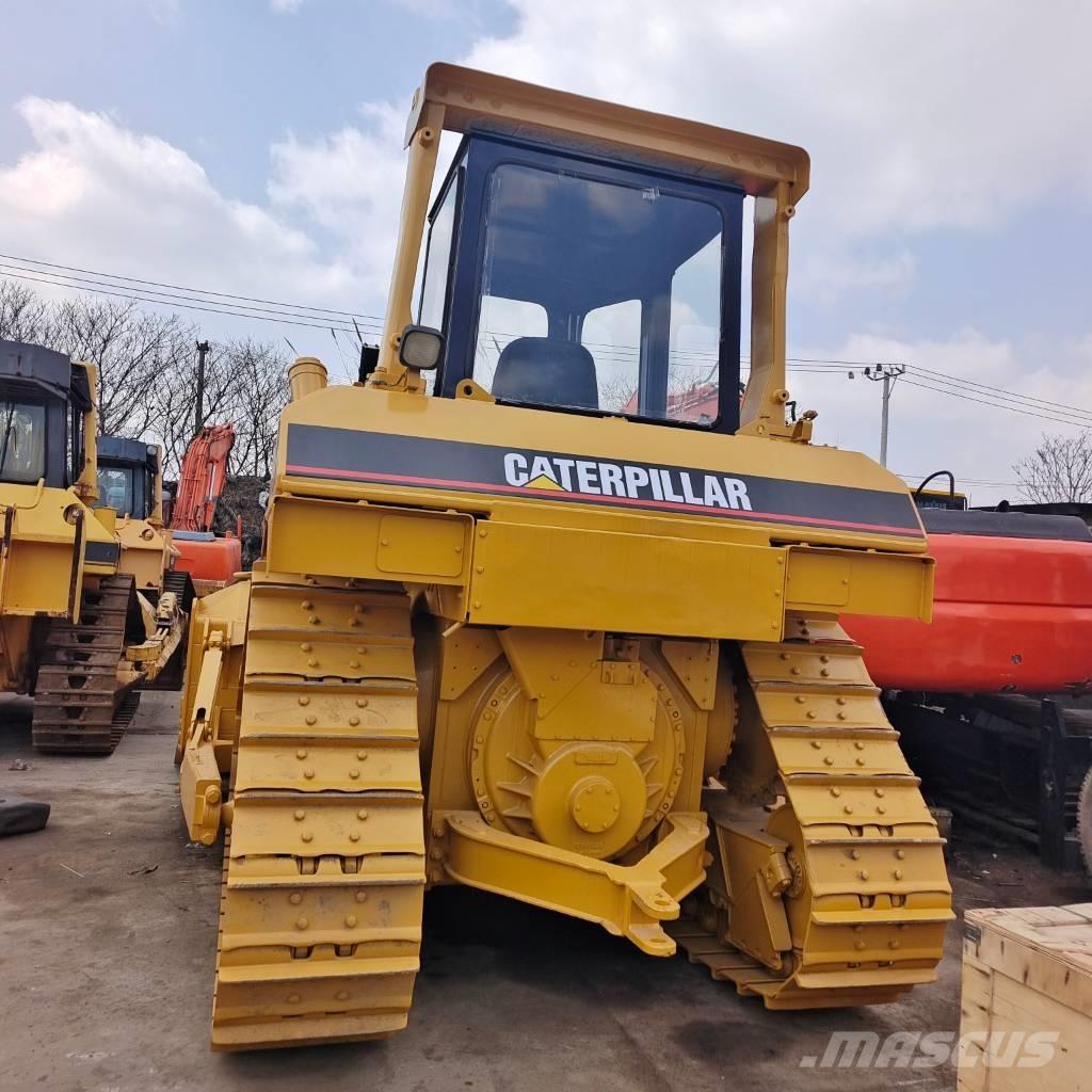CAT D 6 R Buldožeri guseničari