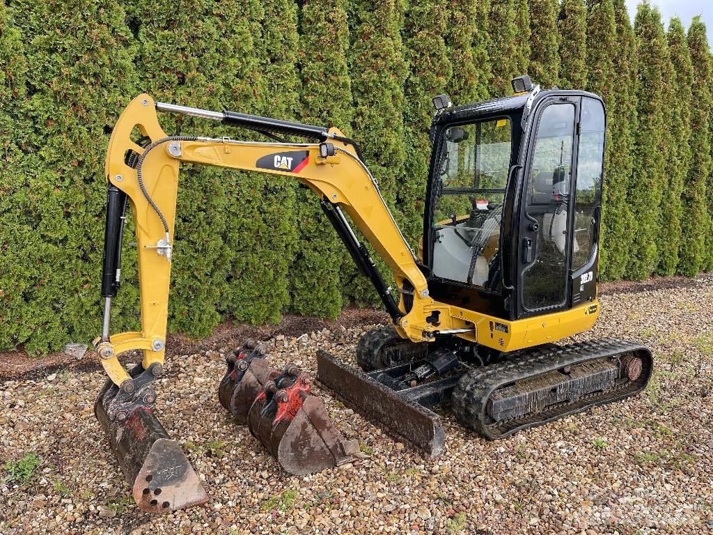 CAT 302.7D CR Mini bageri < 7t