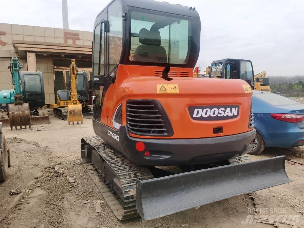 Doosan DX 60 Mini bageri < 7t