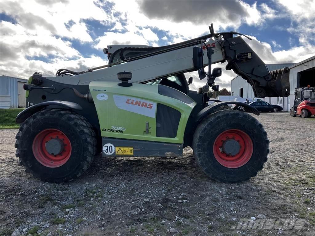 CLAAS 7055 Poljoprivredni teleskopski utovarivači