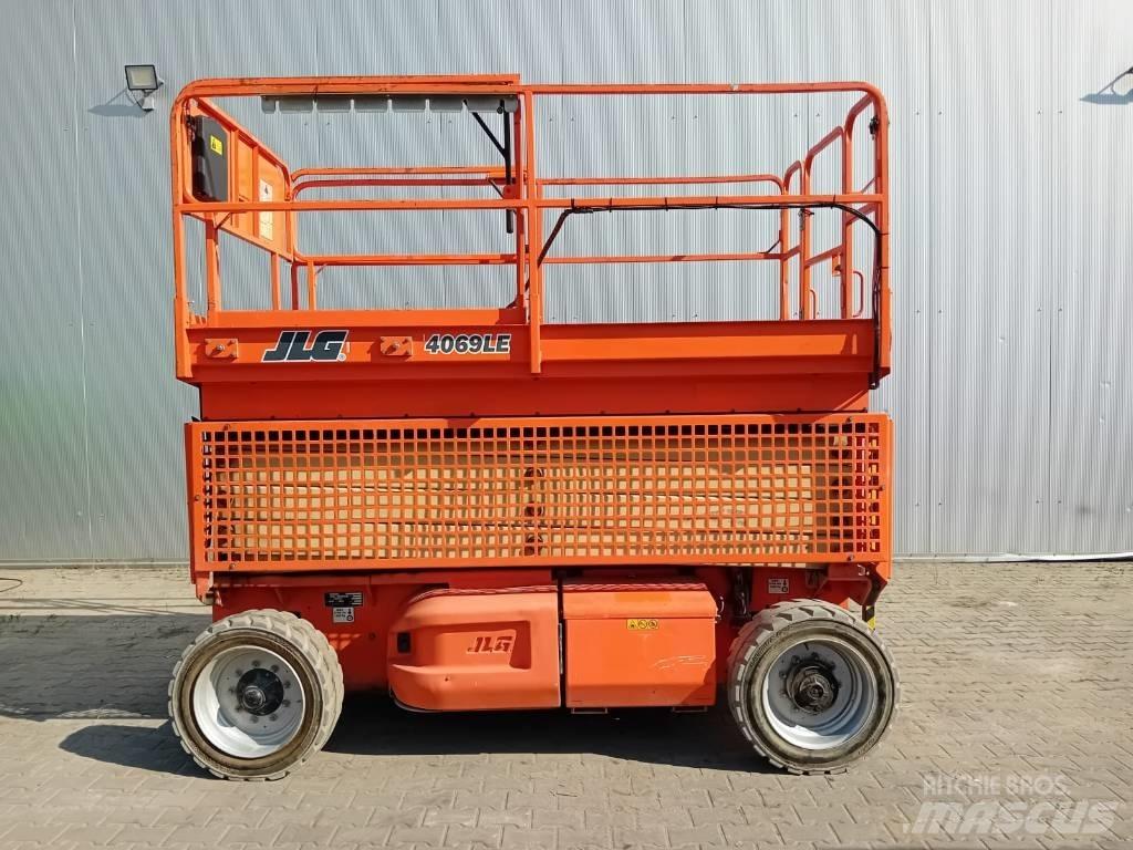 JLG 4069 LE Makazaste platforme