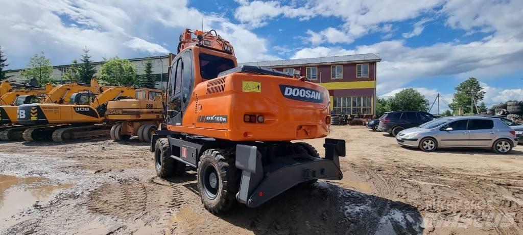 Doosan DX 160 W Bageri točkaši