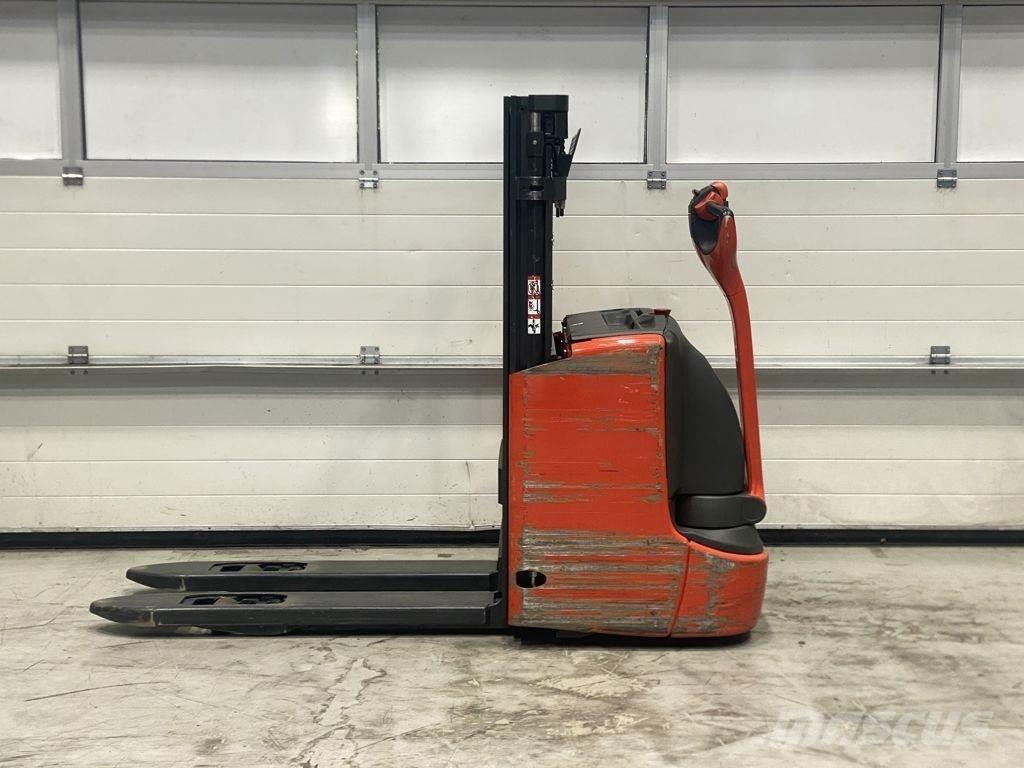 Linde L12 I Ručni električni viljuškar