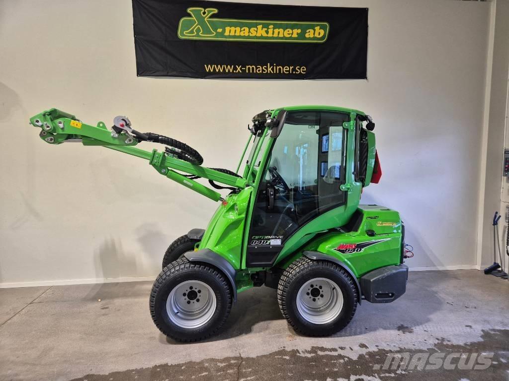 Avant 640 Skid steer mini utovarivači