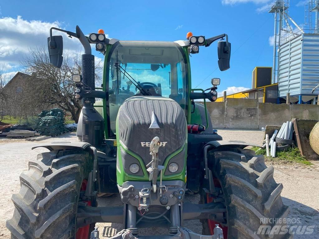 Fendt 516 Vario Traktori
