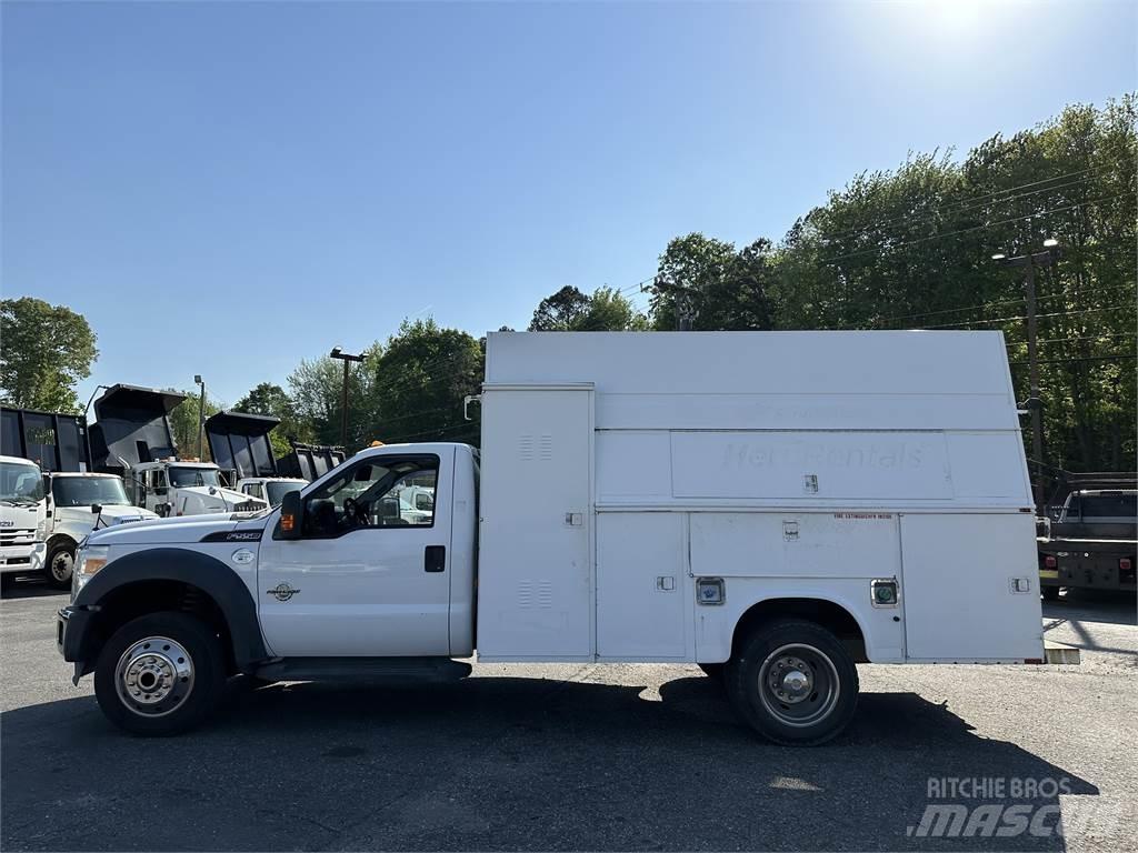 Ford F550 Komunalna vozila za opštu namenu