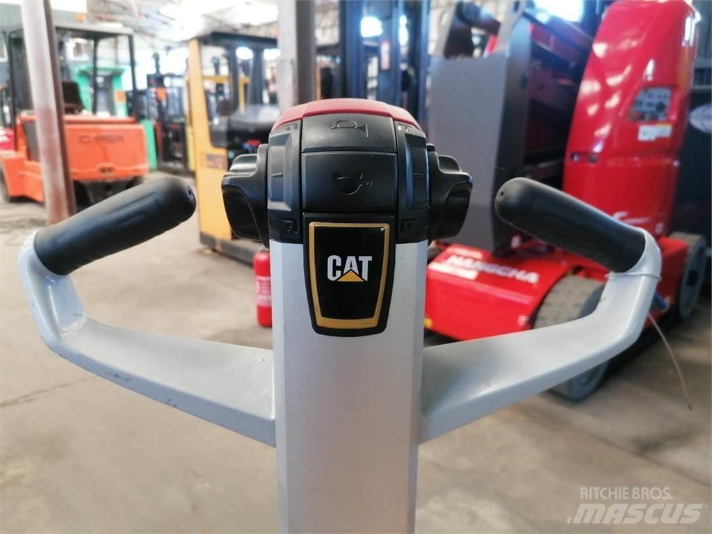 CAT NPP20N2 Ručni električni viljuškar