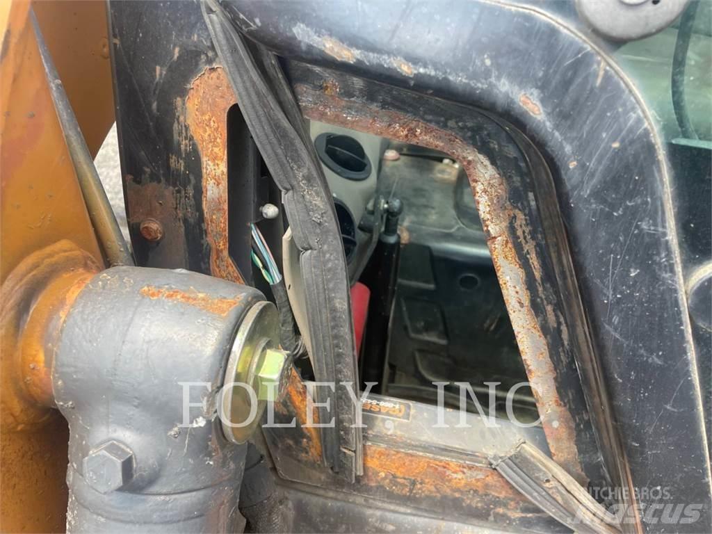 CASE SR200 Skid steer mini utovarivači