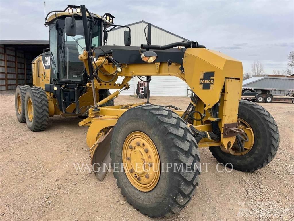 CAT 120M AWD Grejderi