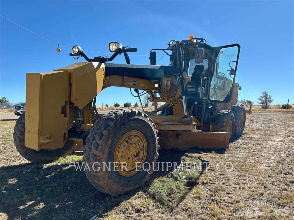 CAT 120M2 AWD Grejderi