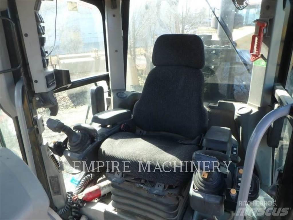 CAT 120M2 AWD Grejderi
