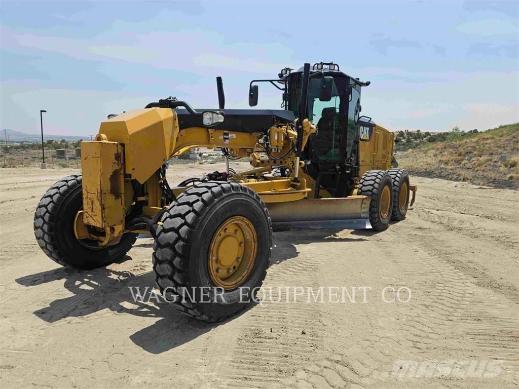CAT 120M2 AWD Grejderi