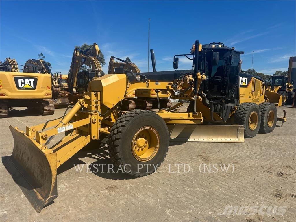 CAT 12M Grejderi