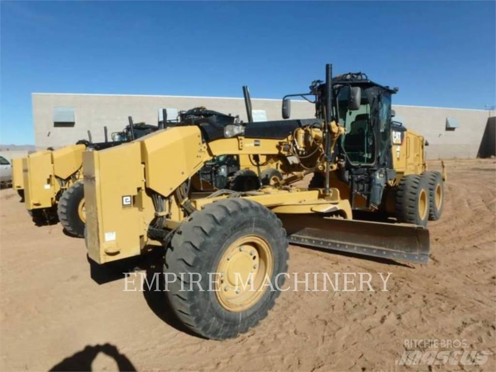 CAT 12M3 AWD Grejderi
