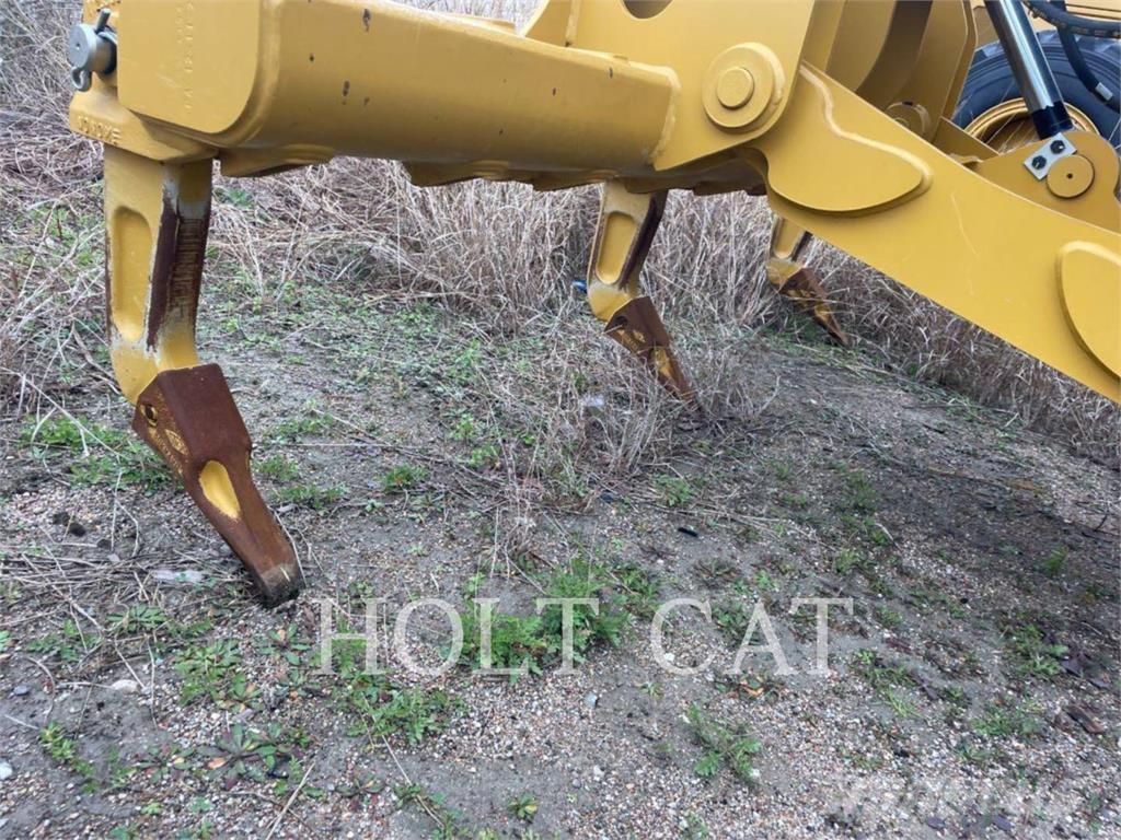 CAT 140 Grejderi