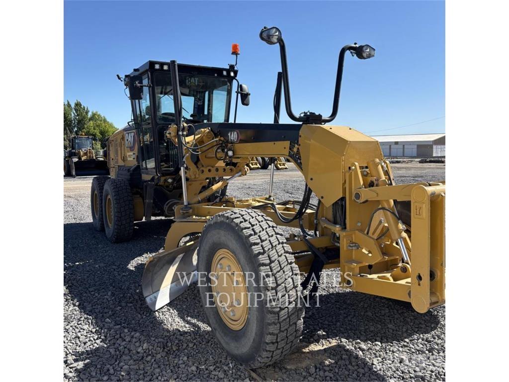 CAT 140 Grejderi