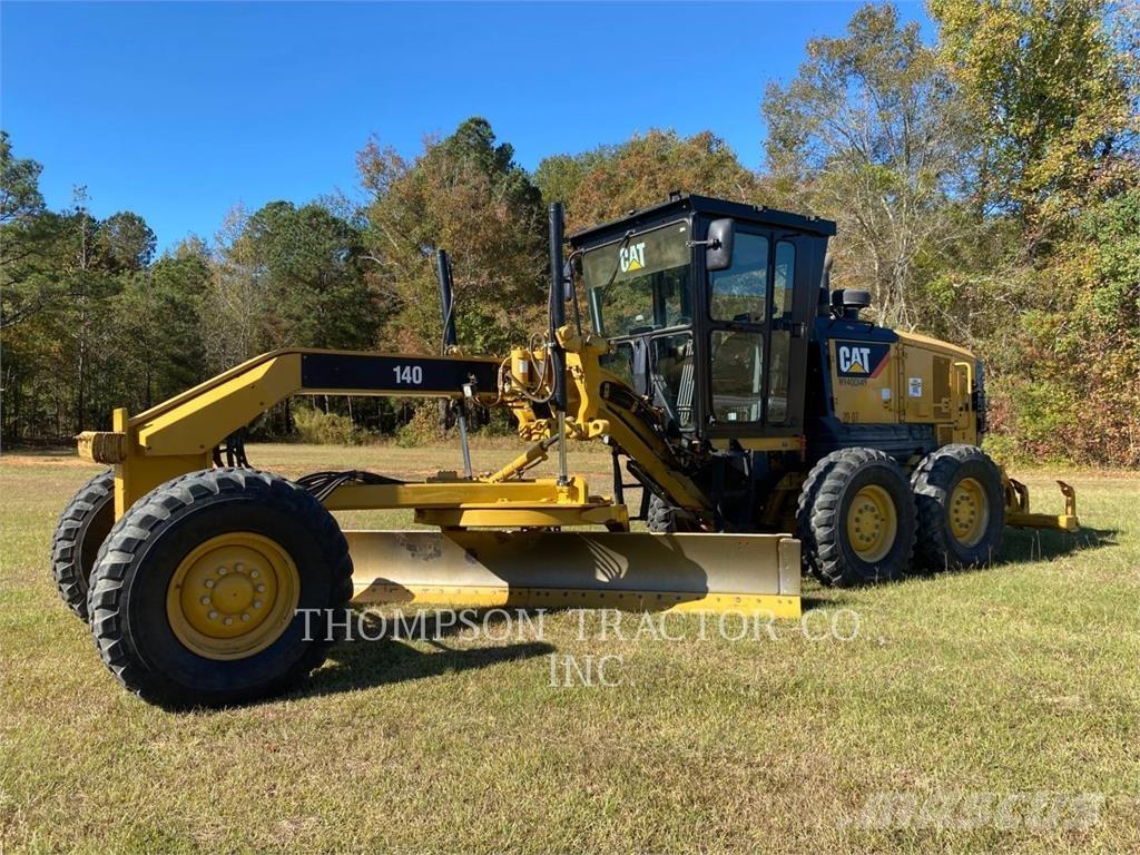 CAT 140 Grejderi