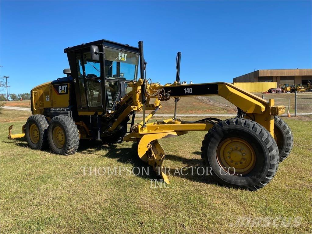 CAT 140 Grejderi
