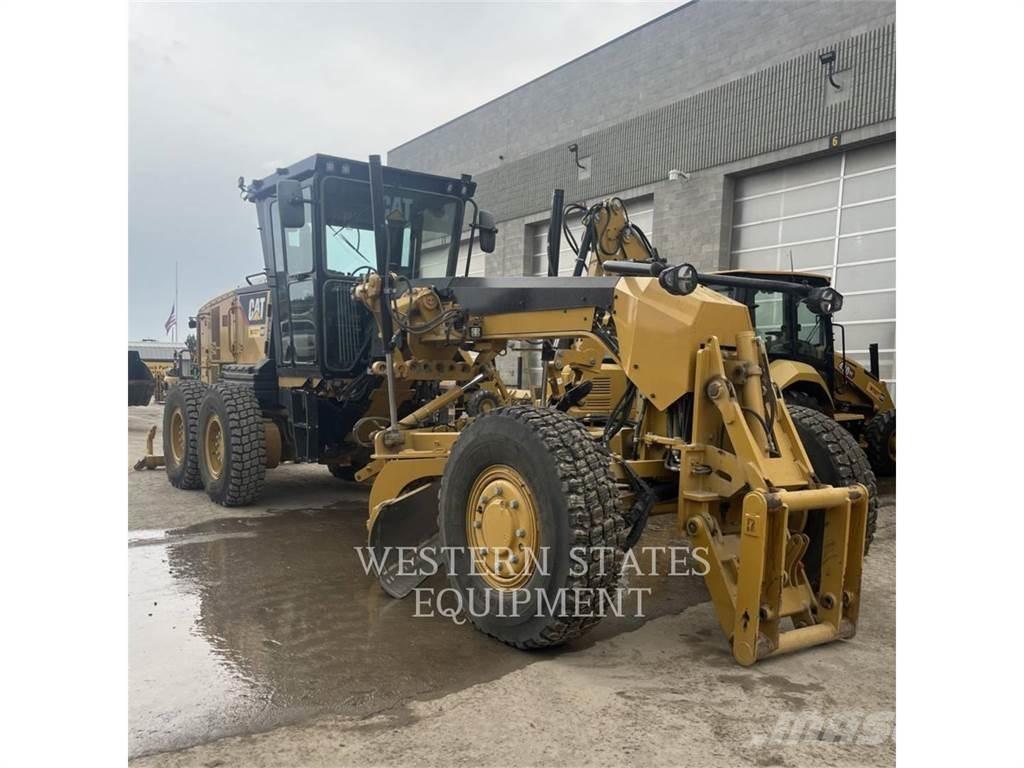 CAT 140 AWD Grejderi