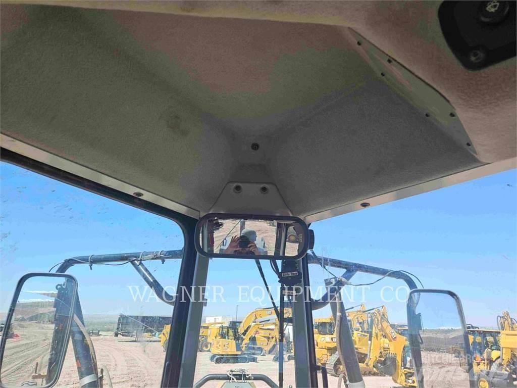 CAT 140M Grejderi