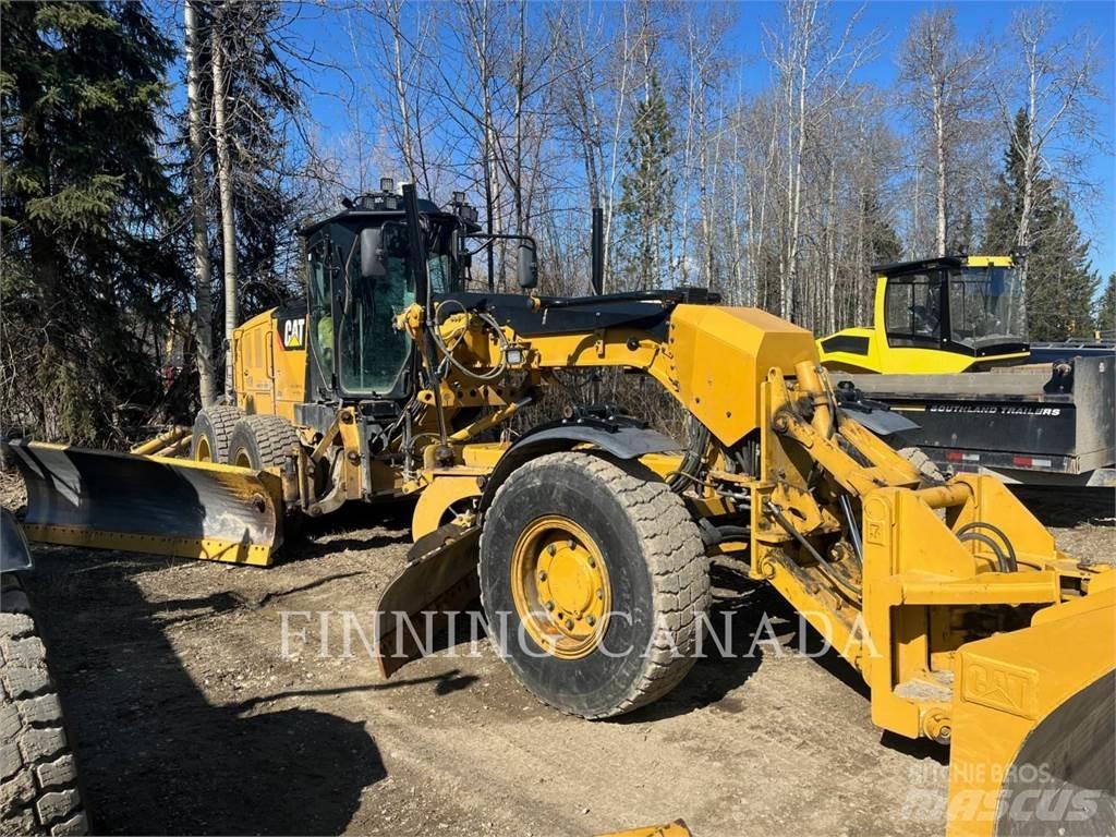 CAT 140M2 AWD Grejderi